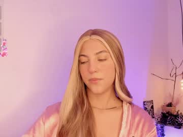 Sofiesoft Chaturbate stream image from January 28, 2025