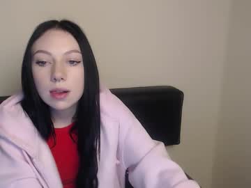 Adelladanger_ Chaturbate stream image from January 28, 2025