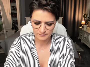 Arianasage_ Chaturbate stream image from January 28, 2025