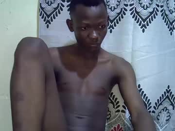 Bigfeet9999 Chaturbate stream image from January 28, 2025