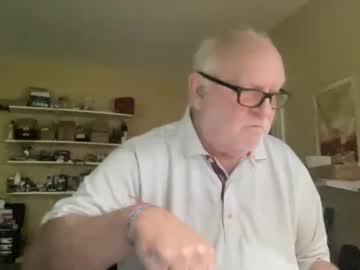 Curo69 Chaturbate stream image from January 28, 2025