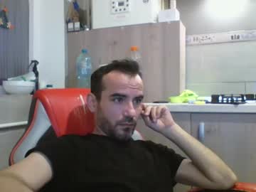 Europboy Chaturbate stream image from January 28, 2025