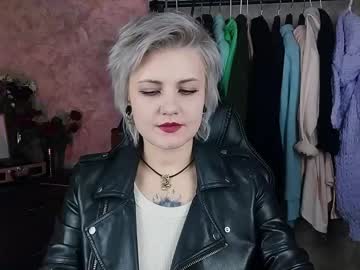 Evabrownie Chaturbate stream image from January 28, 2025