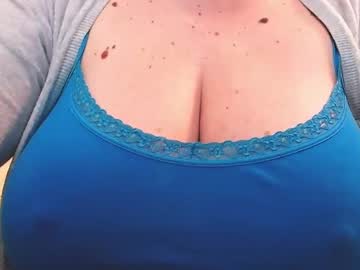 Katynextdoor Chaturbate stream image from January 28, 2025