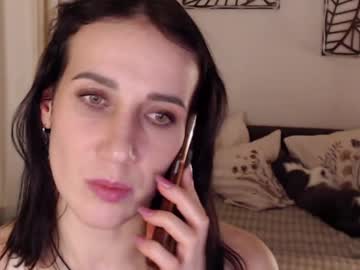 Alessandra_Foxy Chaturbate stream image from January 28, 2025