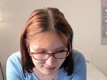 Hildhakey Chaturbate stream image from January 28, 2025