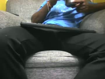 Hunk_Dominant Chaturbate stream image from January 28, 2025