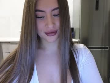 Killer__Girls Chaturbate stream image from January 28, 2025