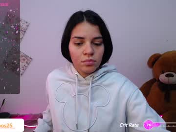 Rossebunny25 Chaturbate stream image from January 28, 2025