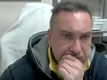 Olimpio1230 Chaturbate stream image from January 28, 2025