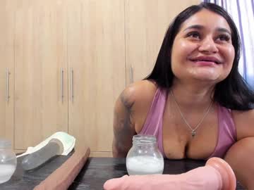 Andreita_Trujillo Chaturbate stream image from January 28, 2025