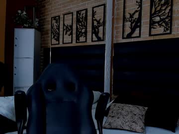 Lesly_Tailor Chaturbate stream image from January 28, 2025