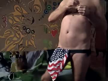 Stenlyvrbich Chaturbate stream image from January 28, 2025