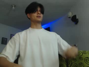 With_Ken Chaturbate stream image from January 28, 2025