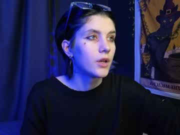 Hyeon_Jin Chaturbate stream image from January 28, 2025