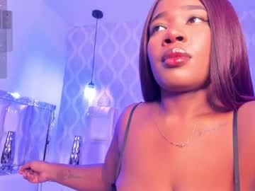 Malaaiikaa Chaturbate stream image from January 28, 2025