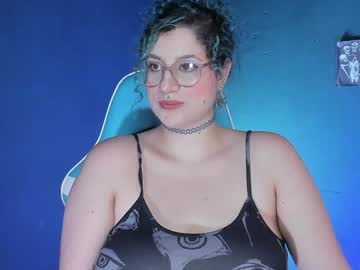Parisse_Blues Chaturbate stream image from January 28, 2025