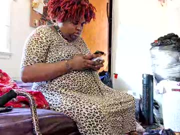 Mademoisellexxx Chaturbate stream image from January 28, 2025