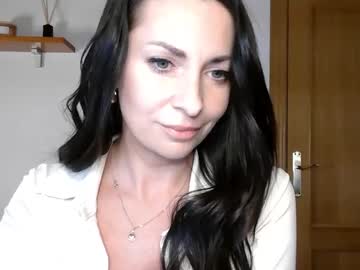 Bianca_Erotic Chaturbate stream image from January 28, 2025