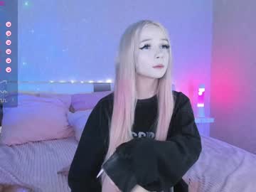 Little_Misaki Chaturbate stream image from January 28, 2025