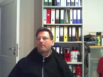Macfly67 Chaturbate stream image from January 28, 2025