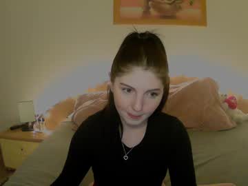 Rose_2004 Chaturbate stream image from January 28, 2025