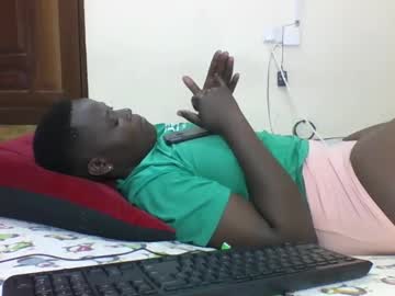 Cutesexyblackass Chaturbate stream image from January 28, 2025