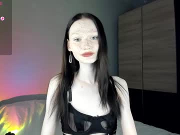 Krstn_Tg Chaturbate stream image from January 28, 2025