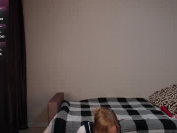 Lady__Nicki Chaturbate stream image from January 28, 2025