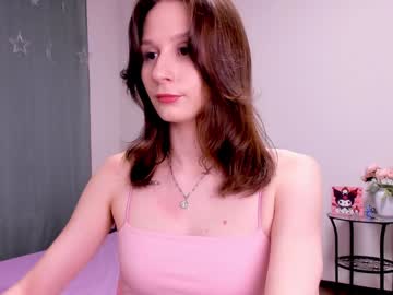 Lil_Ember Chaturbate stream image from January 28, 2025