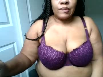 Vickycake Chaturbate stream image from January 28, 2025