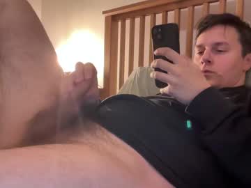 Yesimlonely Chaturbate stream image from January 28, 2025