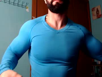 Bigstallone Chaturbate stream image from January 29, 2025