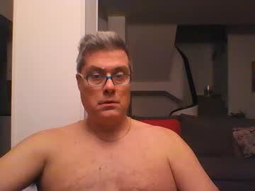 Prendimisubito Chaturbate stream image from January 29, 2025
