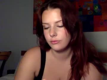 Stassiebabyxo Chaturbate stream image from January 29, 2025