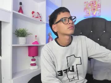 Dante_Chocoley Chaturbate stream image from January 29, 2025