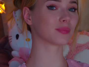 Gentlerossi Chaturbate stream image from January 29, 2025