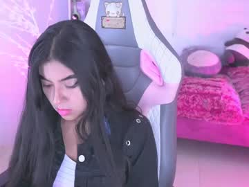 Zoee_0 Chaturbate stream image from January 29, 2025