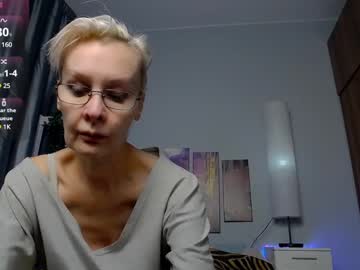 Helgahimmele Chaturbate stream image from January 29, 2025