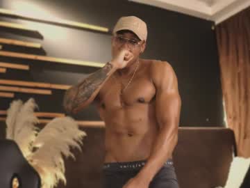 Logan_Varela Chaturbate stream image from January 29, 2025