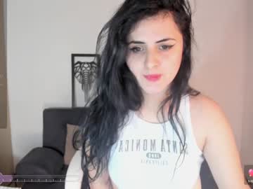 Matilda_Sweet18 Chaturbate stream image from January 29, 2025