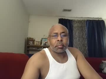 Justlookatmenow69 Chaturbate stream image from January 29, 2025