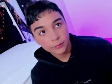 Seductivo_Jr Chaturbate stream image from January 29, 2025