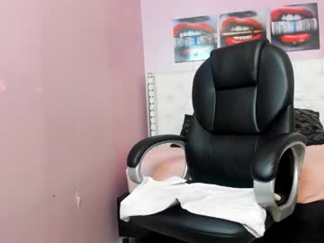 Vitoria_Stonne Chaturbate stream image from January 29, 2025