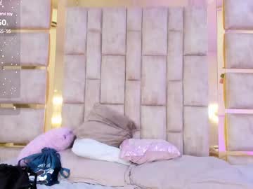 Madison_Roux Chaturbate stream image from January 29, 2025
