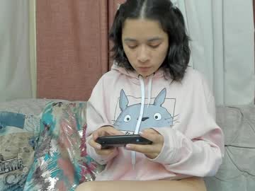 Miabecker_ Chaturbate stream image from January 29, 2025