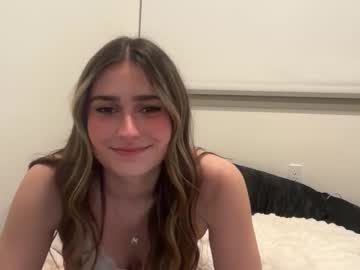 Laylamoore3 Chaturbate stream image from January 29, 2025