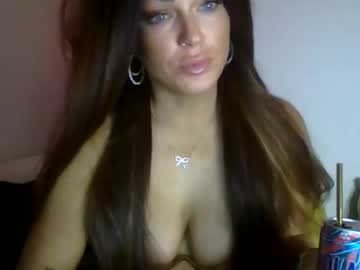 Littlelexxxi111 Chaturbate stream image from January 29, 2025