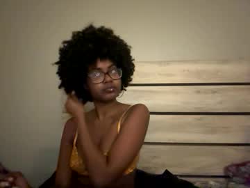 Nicole0idx Chaturbate stream image from January 29, 2025