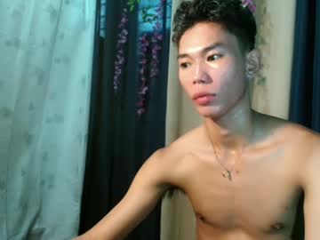 Yourdreamboyx Chaturbate stream image from January 29, 2025